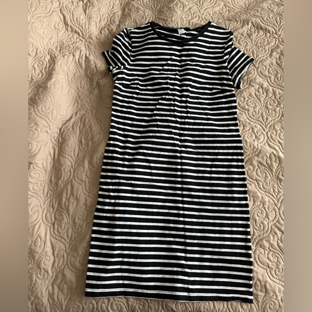 Old Navy Body Cone Midi Dress